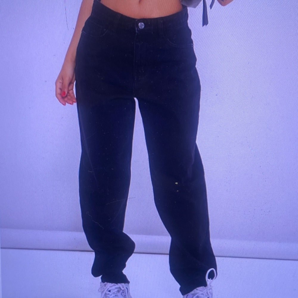 Petite Black Women's Mom Jeans